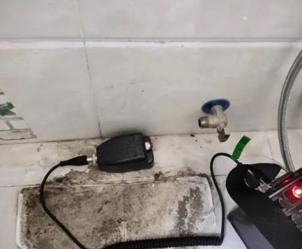 麒麟屋顶漏水维修公司分享下卫生间漏水的危害及解决方法